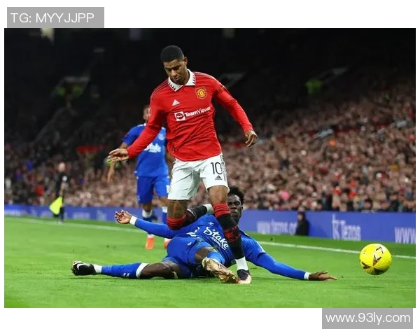 曼联主场迎战埃弗顿足彩推荐分析及赛前预测详解